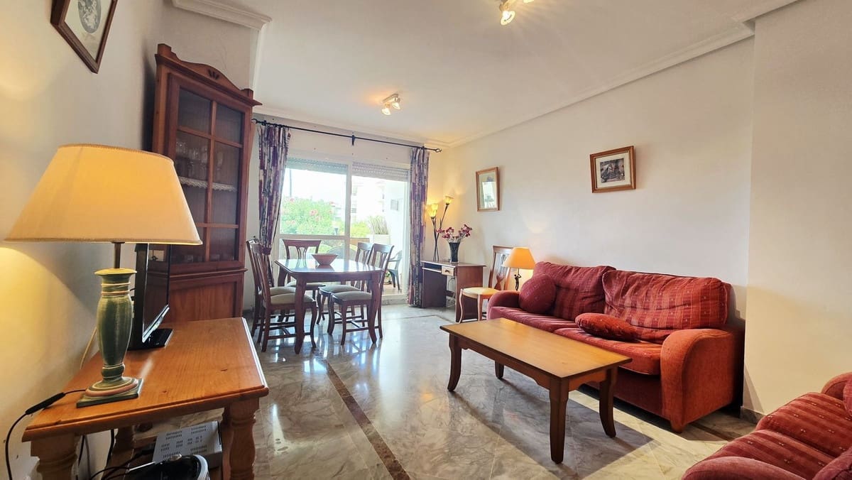 2 slaapkamer Appartement te koop in Nueva Andalucia met zwembad garage - € 375.000 (Ref: 9509463)