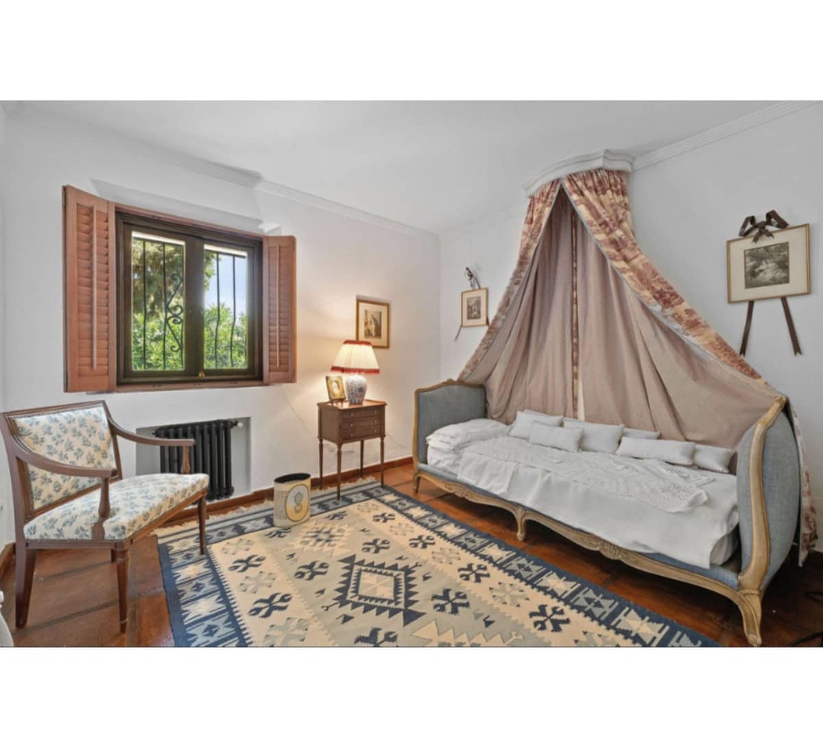 5 slaapkamer Villa te koop in Nueva Andalucia met zwembad garage - € 2.495.000 (Ref: 9509466)