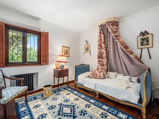 5 Zimmer Villa zu verkaufen in Nueva Andalucia, Marbella mit Pool Garage - 2.495.000 € (Ref: 9509466)