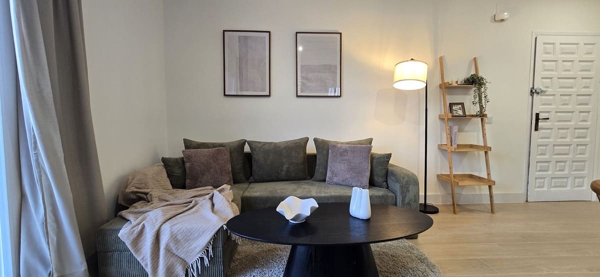 1 bedroom Penthouse for sale in New Golden Mile with pool garage - € 269,999 (Ref: 9509467)