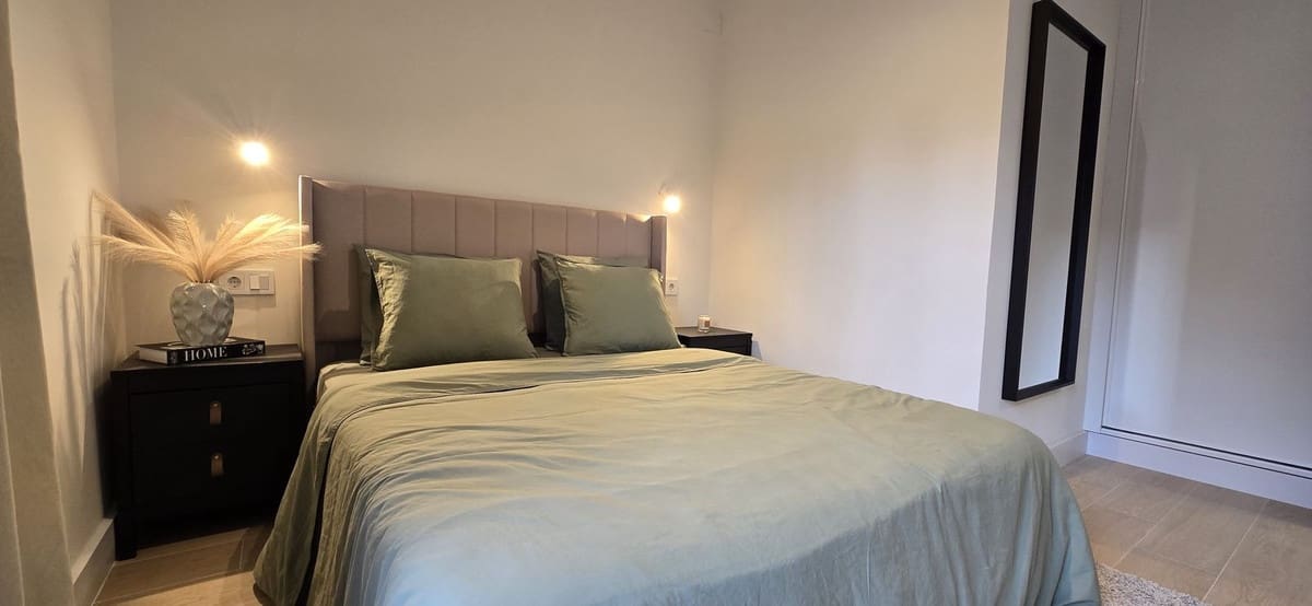 1 bedroom Penthouse for sale in New Golden Mile with pool garage - € 269,999 (Ref: 9509467)