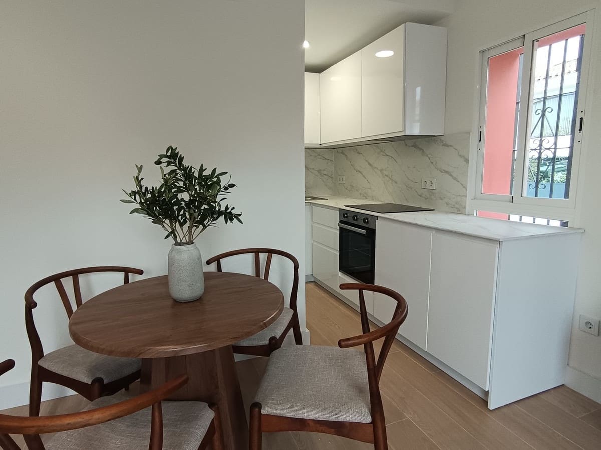 1 bedroom Penthouse for sale in New Golden Mile with pool garage - € 269,999 (Ref: 9509467)