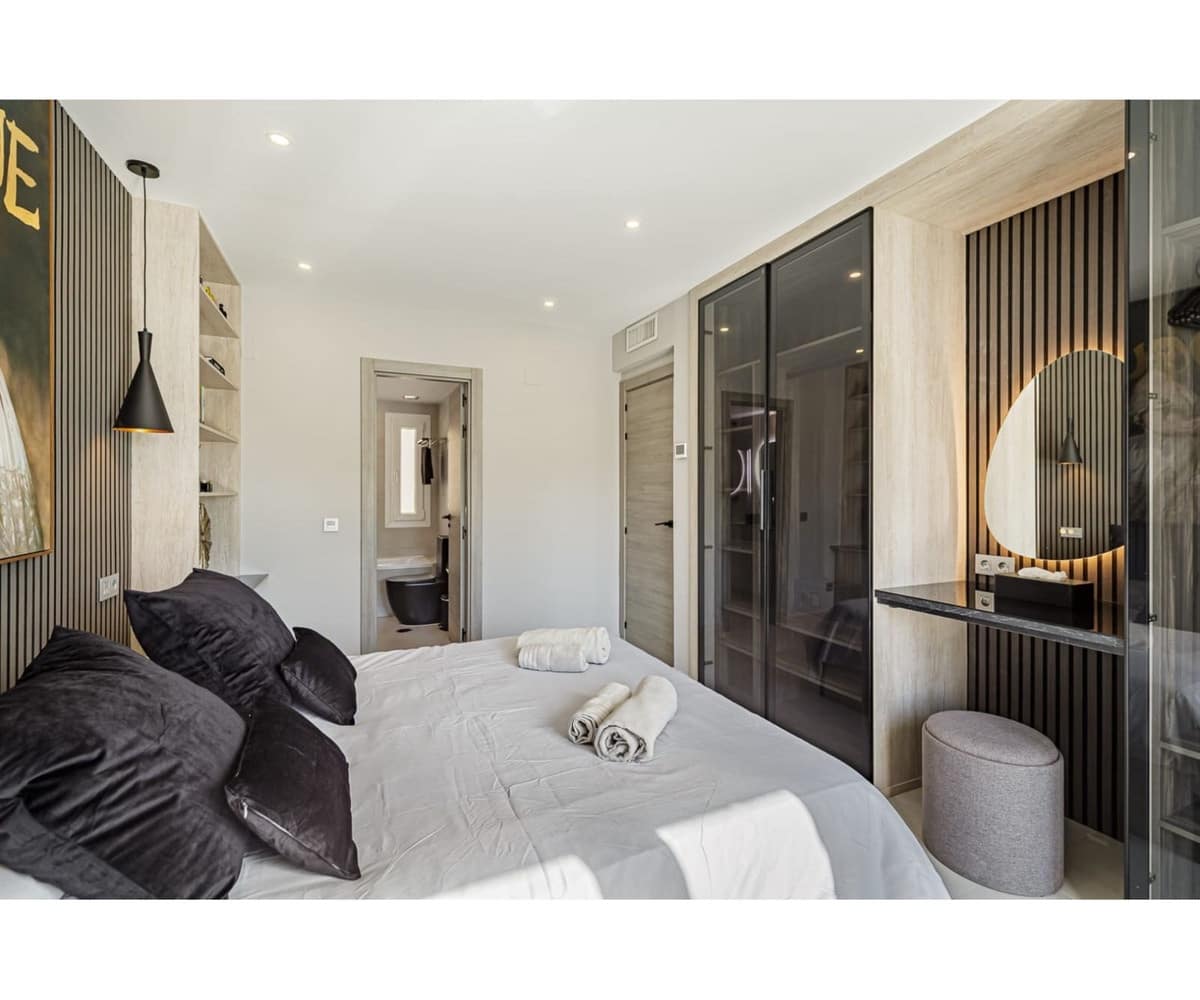 3 soverom Penthouse til salgs i Nueva Andalucia med svømmebasseng garasje - € 777 000 (Ref: 9509472)