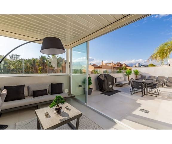 Ático de 3 habitaciones en Nueva Andalucia, Marbella en venta con piscina garaje - 730.000 € (Ref: 9509472)