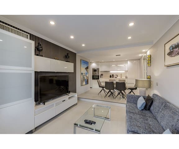 Ático de 3 habitaciones en Nueva Andalucia, Marbella en venta con piscina garaje - 730.000 € (Ref: 9509472)