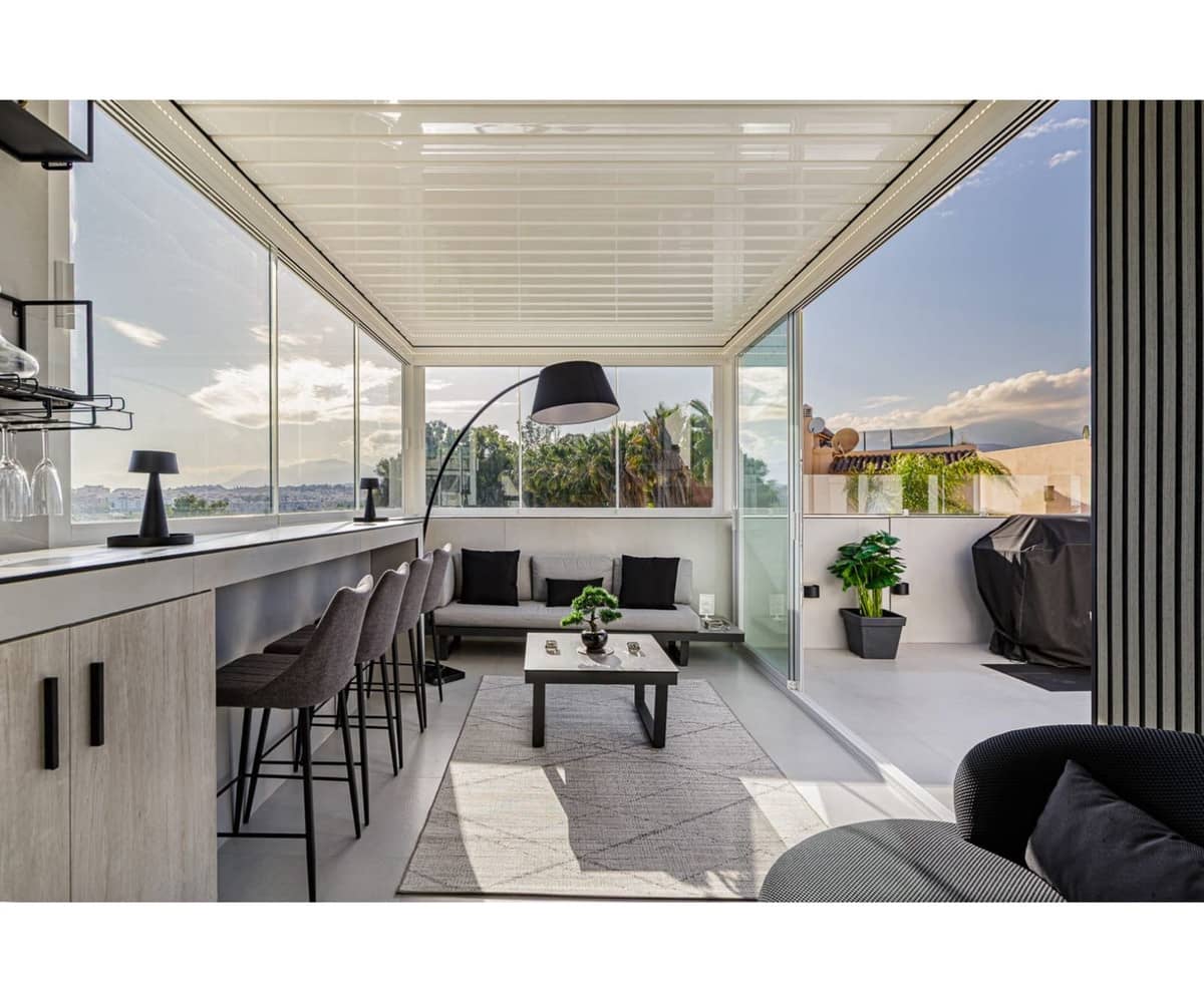 3 bedroom Penthouse for sale in Nueva Andalucia with pool garage - € 730,000 (Ref: 9509472)