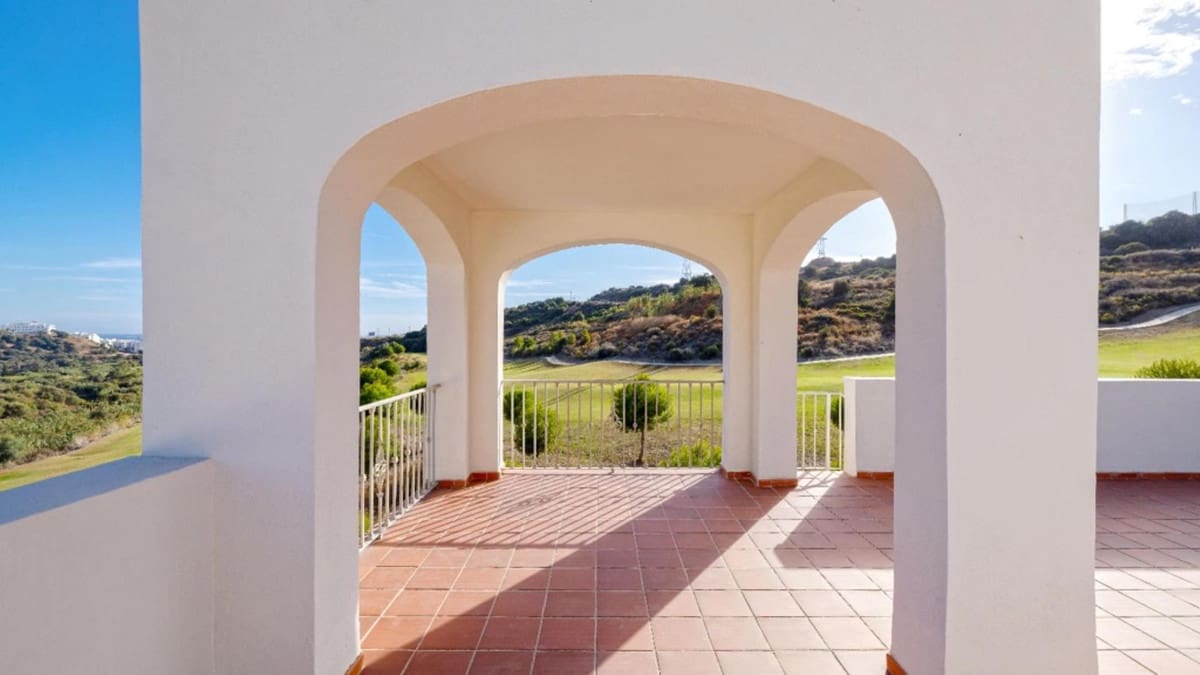 3 quarto Casa em Banda para venda em Estepona com piscina garagem - 574 450 € (Ref: 9509475)