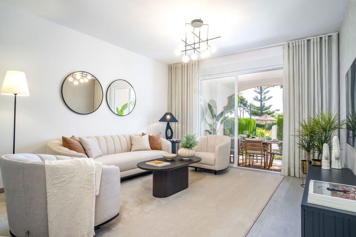 3 soveværelse Lejlighed til salg i Nueva Andalucia med swimmingpool - € 1.090.000 (Ref: 9509478)