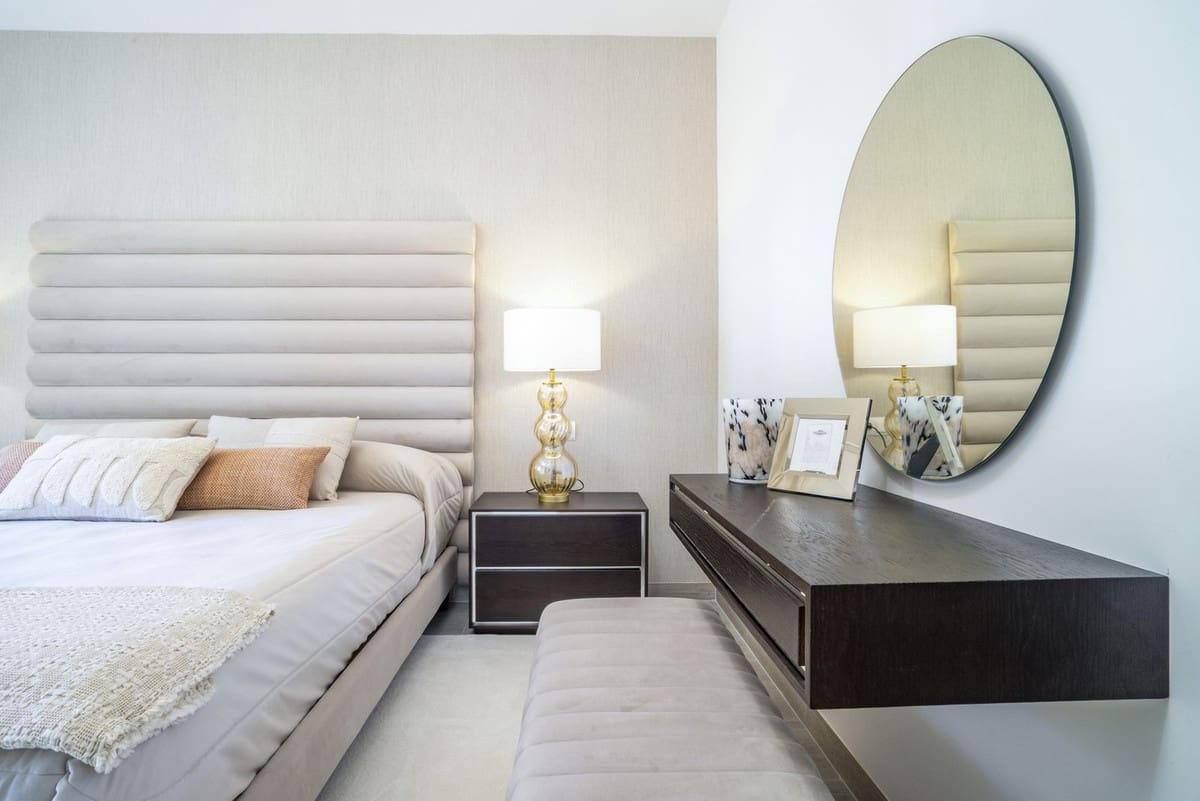 3 quarto Apartamento para venda em Nueva Andalucia com piscina - 1 090 000 € (Ref: 9509478)