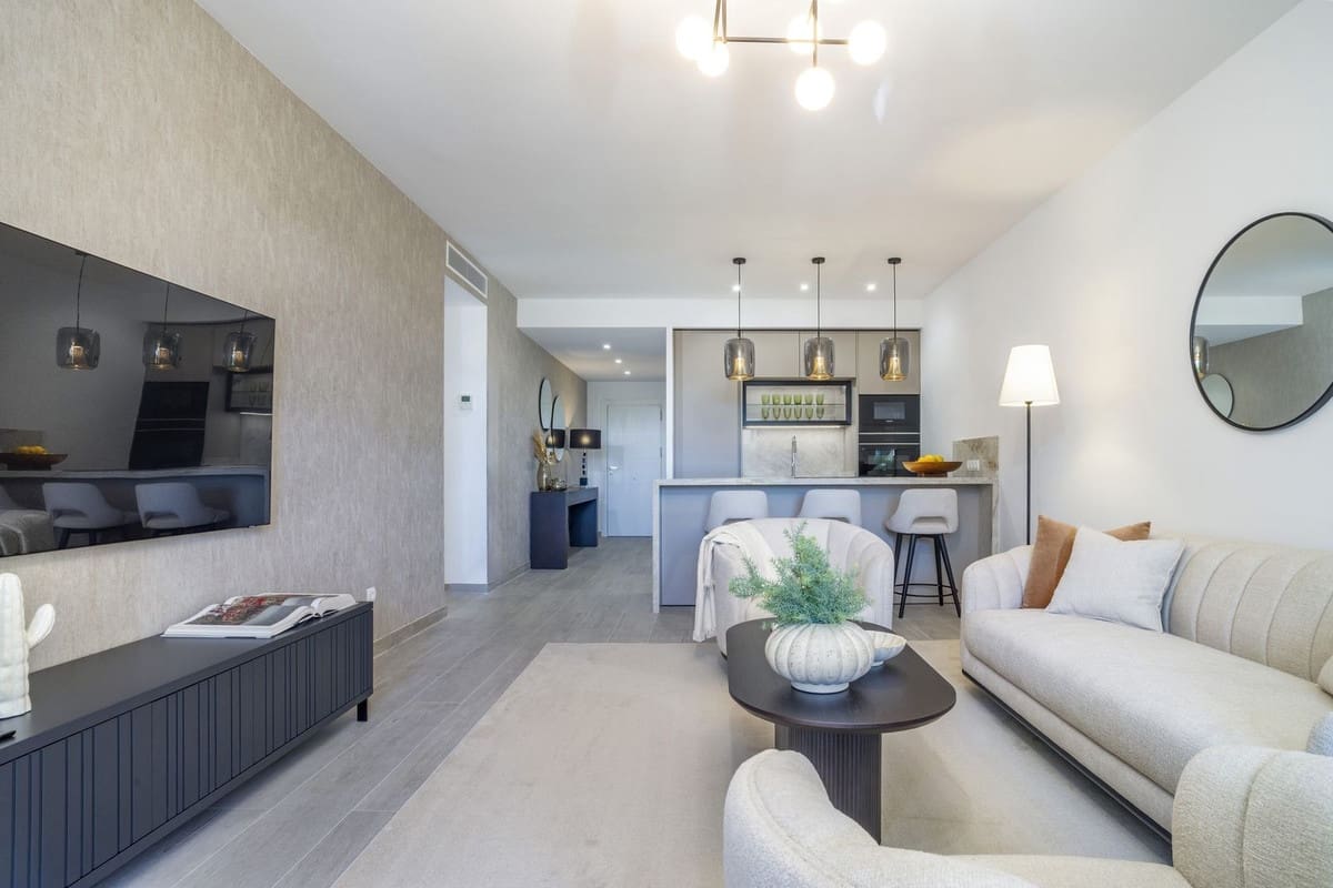 3 quarto Apartamento para venda em Nueva Andalucia com piscina - 1 090 000 € (Ref: 9509478)