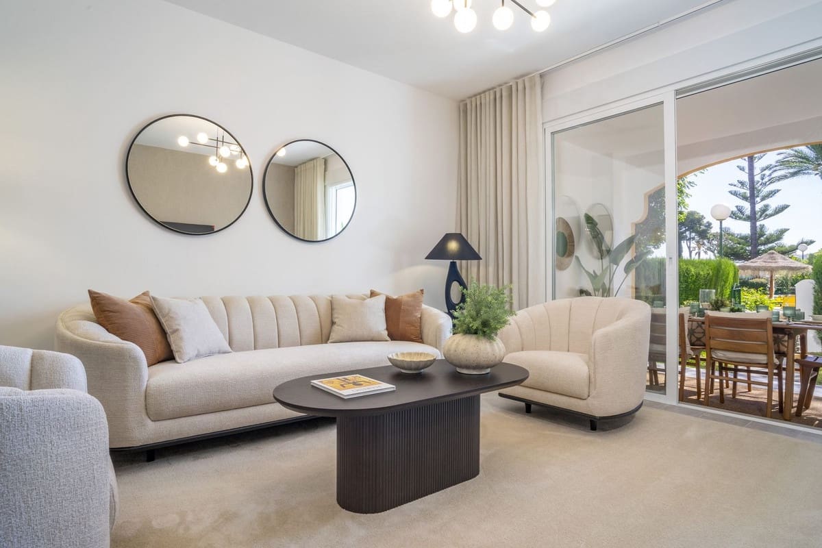 3 quarto Apartamento para venda em Nueva Andalucia com piscina - 1 090 000 € (Ref: 9509478)