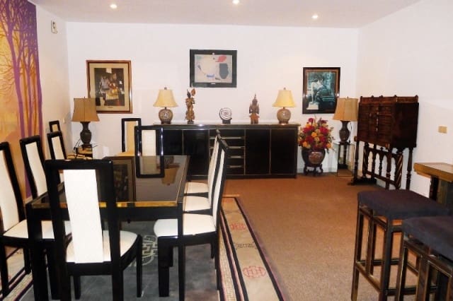 6 soveværelse Villa til salg i Estepona med swimmingpool garage - € 2.750.000 (Ref: 9509482)