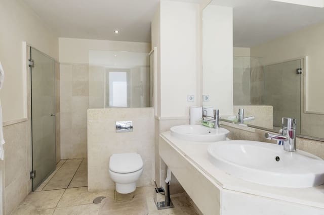 3 sypialnia Penthouse na sprzedaż w Benahavís z basenem - 1 075 000 € (Ref: 9509488)