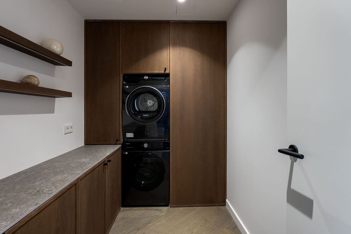 4 sovrum Lägenhet till salu i Nueva Andalucia med pool garage - 3 295 000 € (Ref: 9509492)