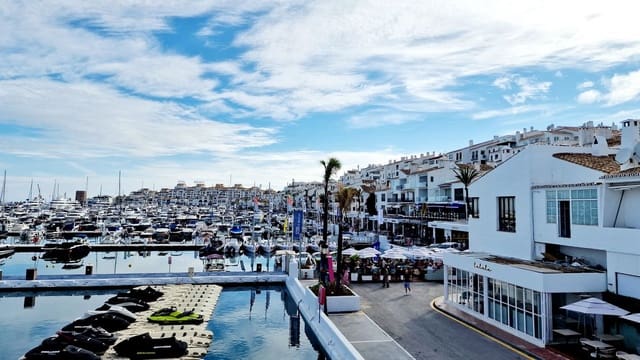 Restaurant/Bar til salgs i Nueva Andalucia, Marbella - € 90 000 (Ref: 9509495)