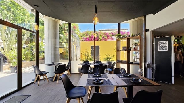 Restaurant/Bar til salgs i Nueva Andalucia, Marbella - € 90 000 (Ref: 9509495)