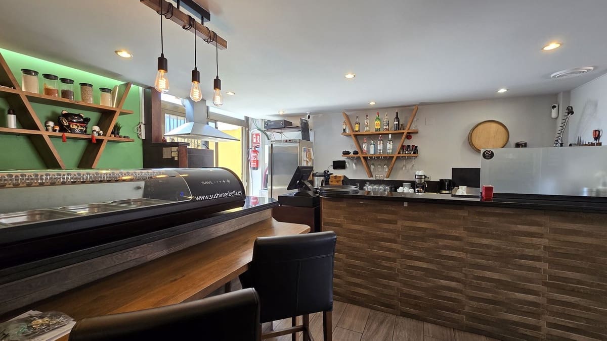 Restaurant/bar te huur in Nueva Andalucia - € 2.200 (Ref: 9509496)