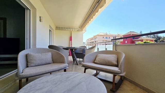 2 soveværelse Lejlighed til leje i San Pedro de Alcantara, Marbella med swimmingpool garage - € 2.400 (Ref: 9509497)
