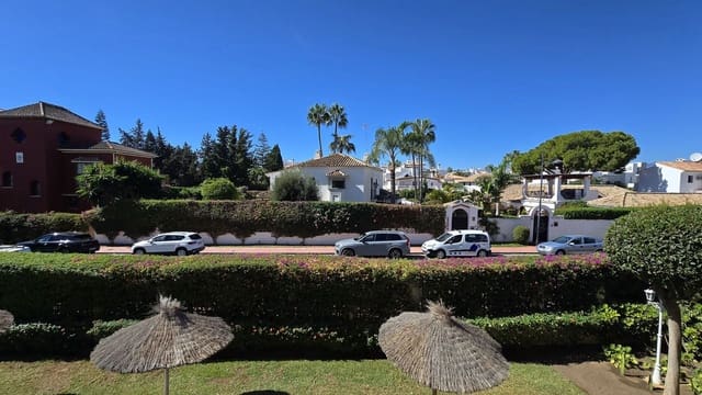 2 sovrum Lägenhet att hyra i San Pedro de Alcantara, Marbella med pool garage - 2 300 € (Ref: 9509497)