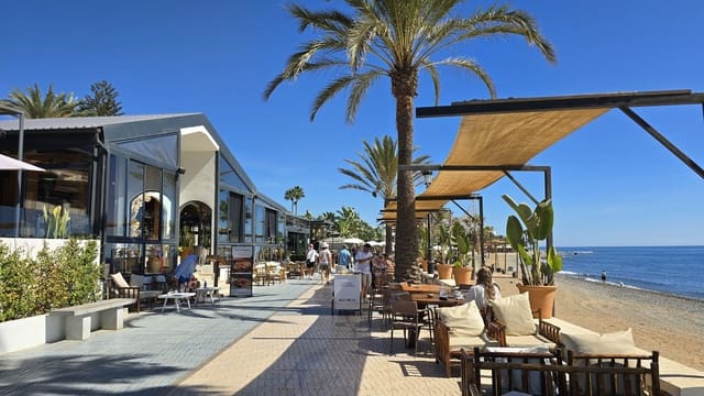 2 makuuhuone Huoneisto vuokrattavana paikassa San Pedro de Alcantara, Marbella mukana uima-altaan 
autotalli - 2 300 € (Ref: 9509497)