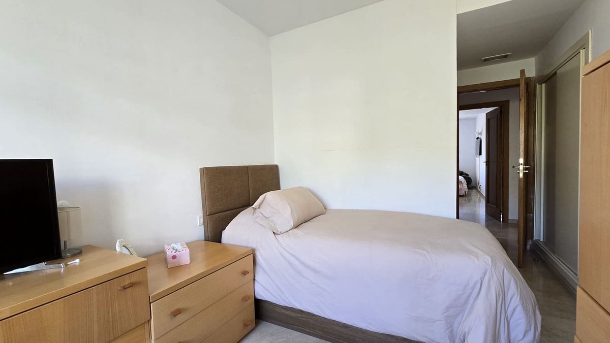 2 sypialnia Apartament do wynajęcia w San Pedro de Alcantara z basenem garażem - 2 300 € (Ref: 9509497)