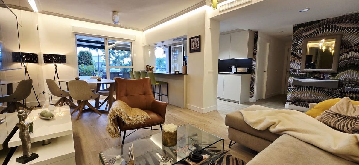 2 chambre Appartement à vendre à Nueva Andalucia avec piscine garage - 630 000 € (Ref: 9509500)