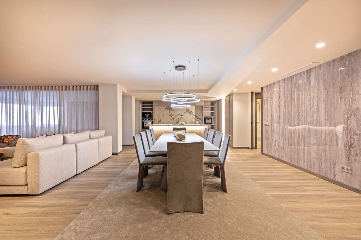 5 sypialnia Apartament na sprzedaż w Puerto Banus - 2 350 000 € (Ref: 9509509)