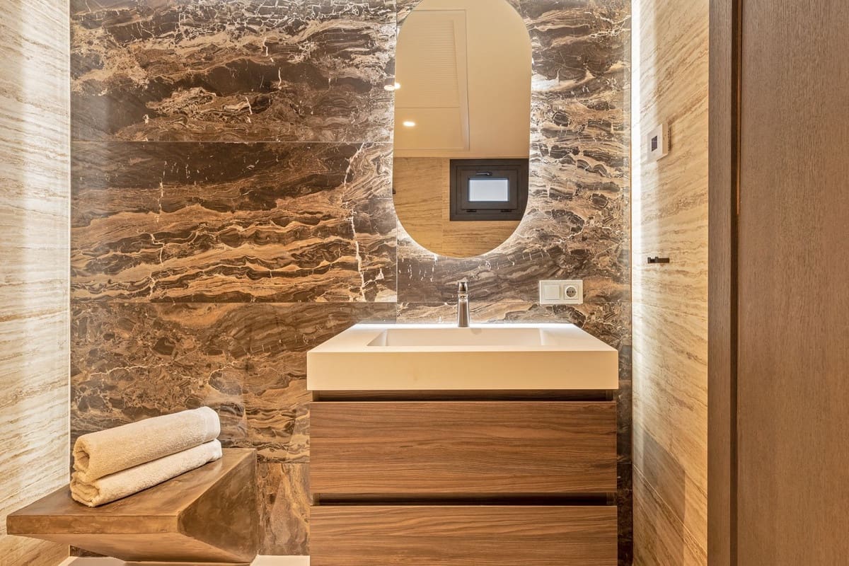 5 sypialnia Apartament na sprzedaż w Puerto Banus - 2 350 000 € (Ref: 9509509)