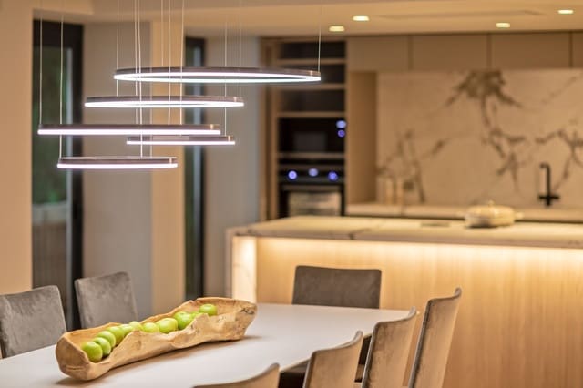 5 makuuhuone Huoneisto myytävänä paikassa Puerto Banus, Marbella - 2 350 000 € (Ref: 9509509)