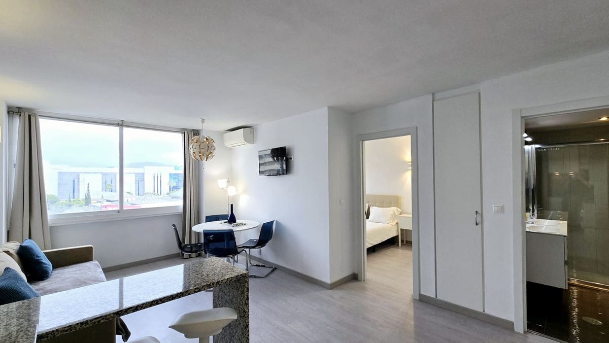 1 bedroom Apartment for sale in Puerto Banus - € 349,000 (Ref: 9509510)