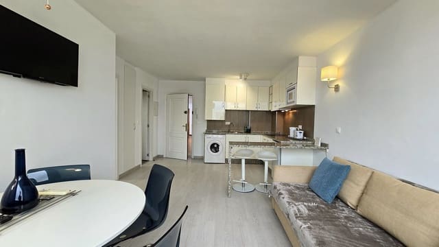 Apartamento de 1 habitación en Puerto Banus, Marbella en venta - 349.000 € (Ref: 9509510)