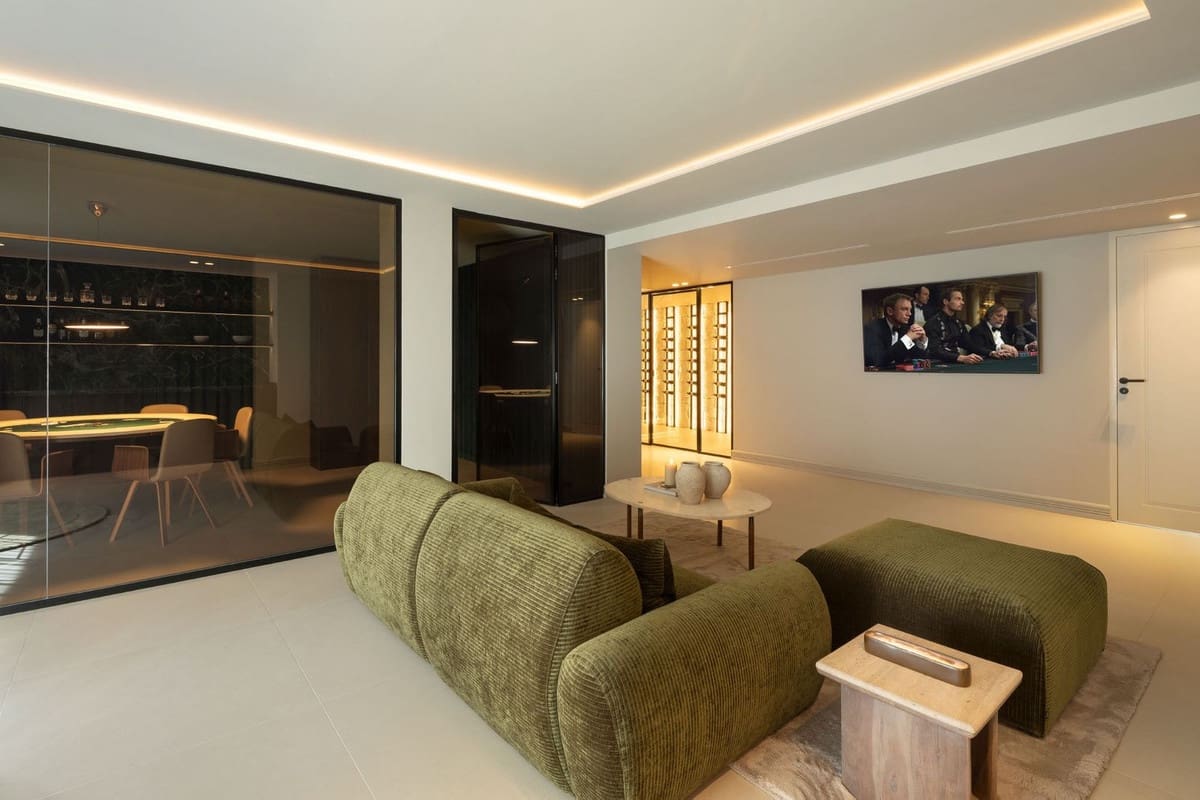 5 bedroom Villa for sale in Los Arqueros with pool garage - € 5,750,000 (Ref: 9509511)