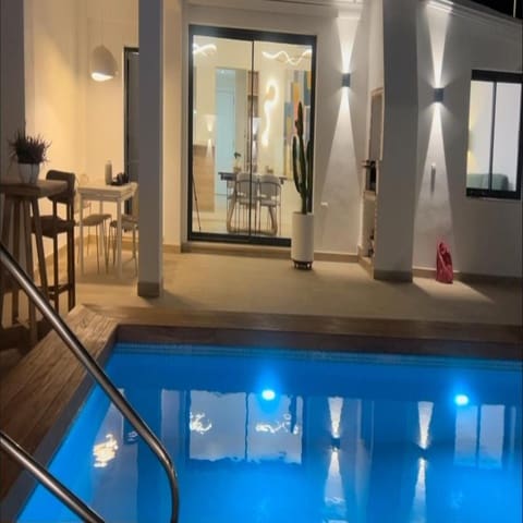 5 Zimmer Villa zu verkaufen in Marbella mit Pool - 1.490.000 € (Ref: 9509512)