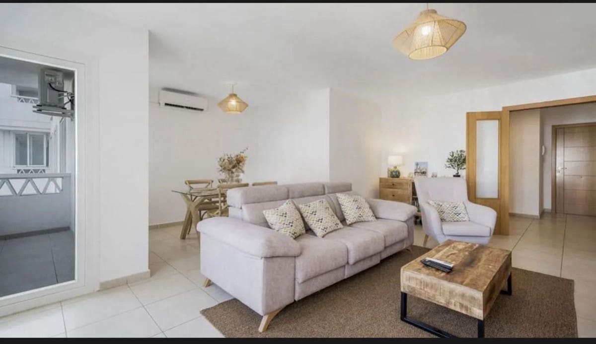 3 bedroom Apartment for sale in Nueva Andalucia with garage - € 390,000 (Ref: 9509515)