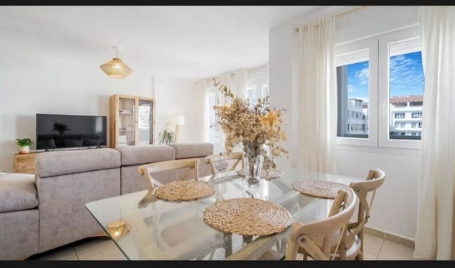 3 chambre Appartement à vendre à Nueva Andalucia, Marbella avec garage - 390 000 € (Ref: 9509515)