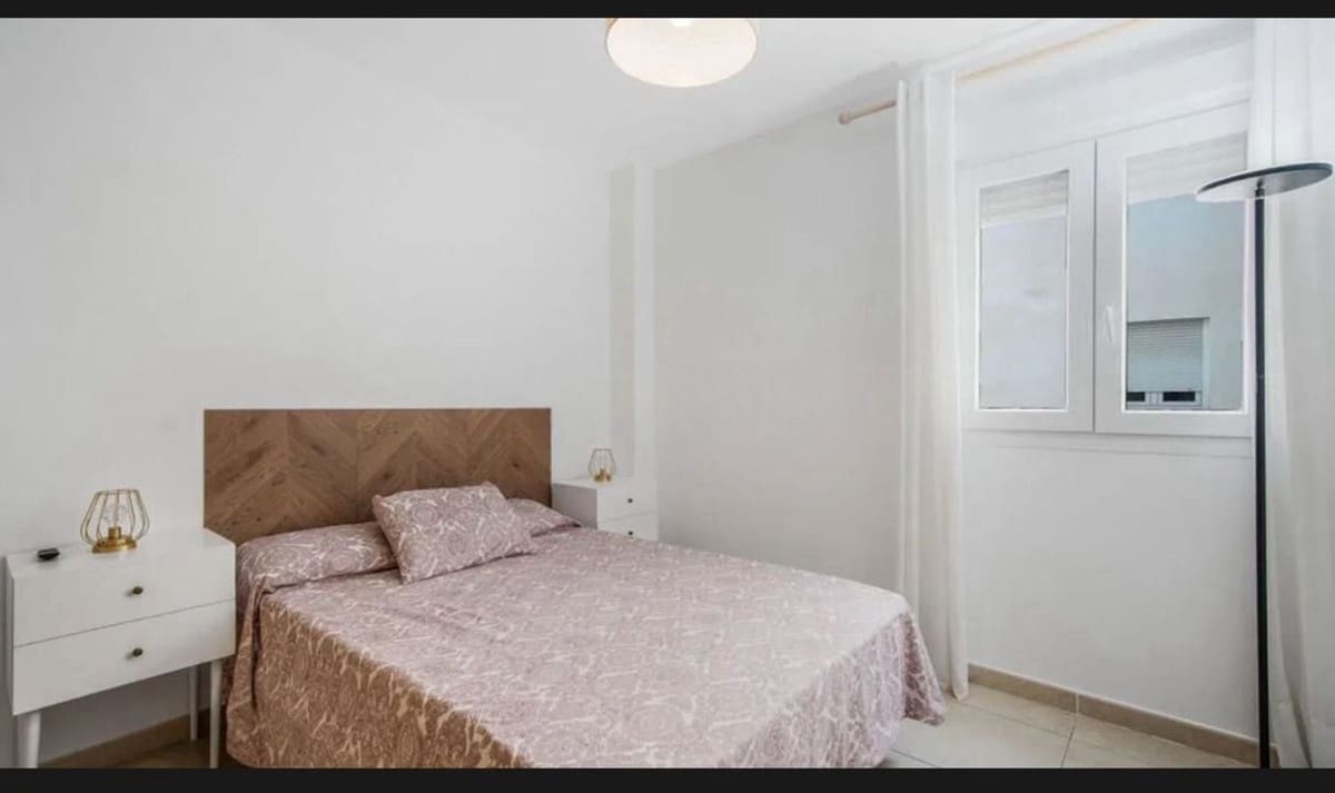 3 bedroom Apartment for sale in Nueva Andalucia with garage - € 390,000 (Ref: 9509515)