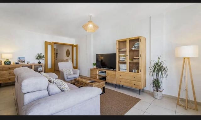 3 chambre Appartement à vendre à Nueva Andalucia, Marbella avec garage - 390 000 € (Ref: 9509515)