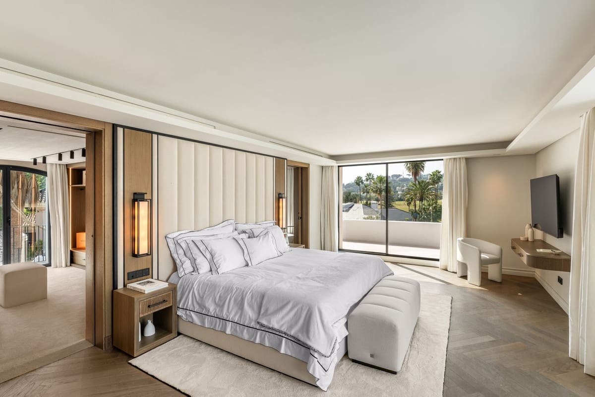 5 slaapkamer Villa te koop in Marbella met zwembad garage - € 8.300.000 (Ref: 9509519)