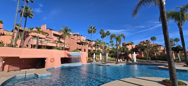 2 bedroom Apartment for sale in Estepona with pool garage - € 1,475,000 (Ref: 9509521)