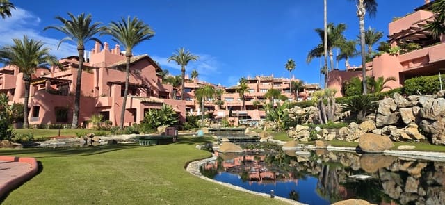 2 bedroom Apartment for sale in Estepona with pool garage - € 1,475,000 (Ref: 9509521)