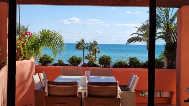 2 bedroom Apartment for sale in Estepona with pool garage - € 1,475,000 (Ref: 9509521)