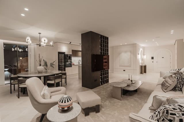 4 Zimmer Apartment zu verkaufen in Nueva Andalucia, Marbella mit Pool Garage - 2.750.000 € (Ref: 9509524)