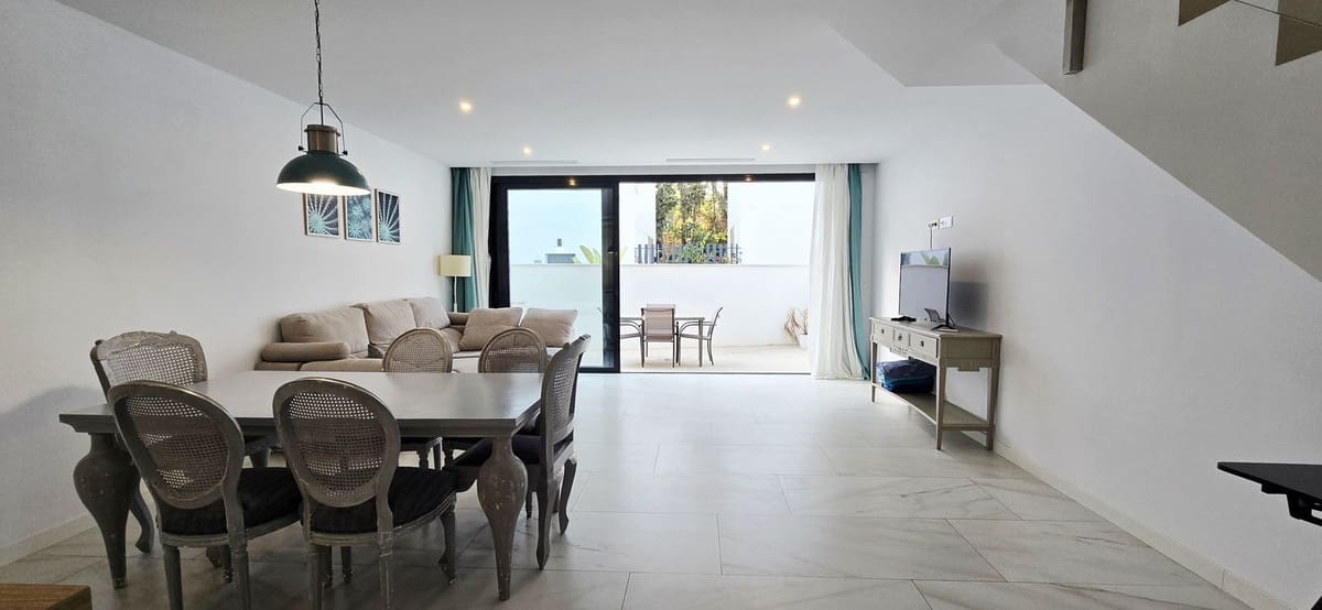 3 chambre Maison de Ville à vendre à Nueva Andalucia avec piscine garage - 750 000 € (Ref: 9509528)