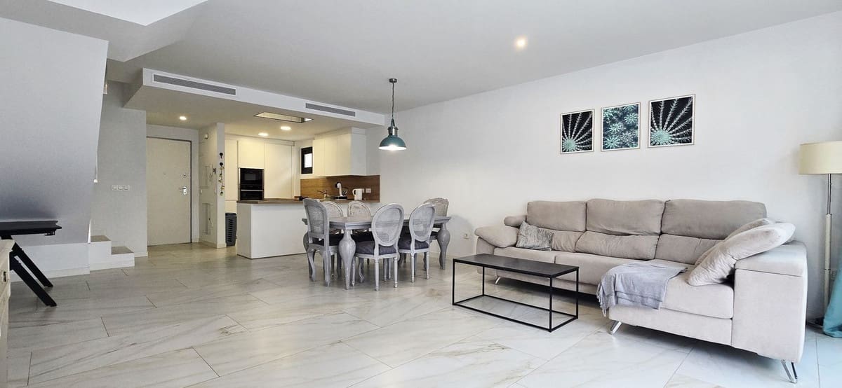 3 chambre Maison de Ville à vendre à Nueva Andalucia avec piscine garage - 750 000 € (Ref: 9509528)