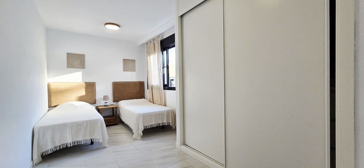 3 chambre Maison de Ville à vendre à Nueva Andalucia avec piscine garage - 750 000 € (Ref: 9509528)