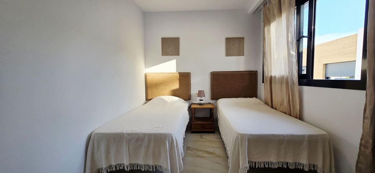 3 bedroom Townhouse for sale in Nueva Andalucia with pool garage - € 790,000 (Ref: 9509528)