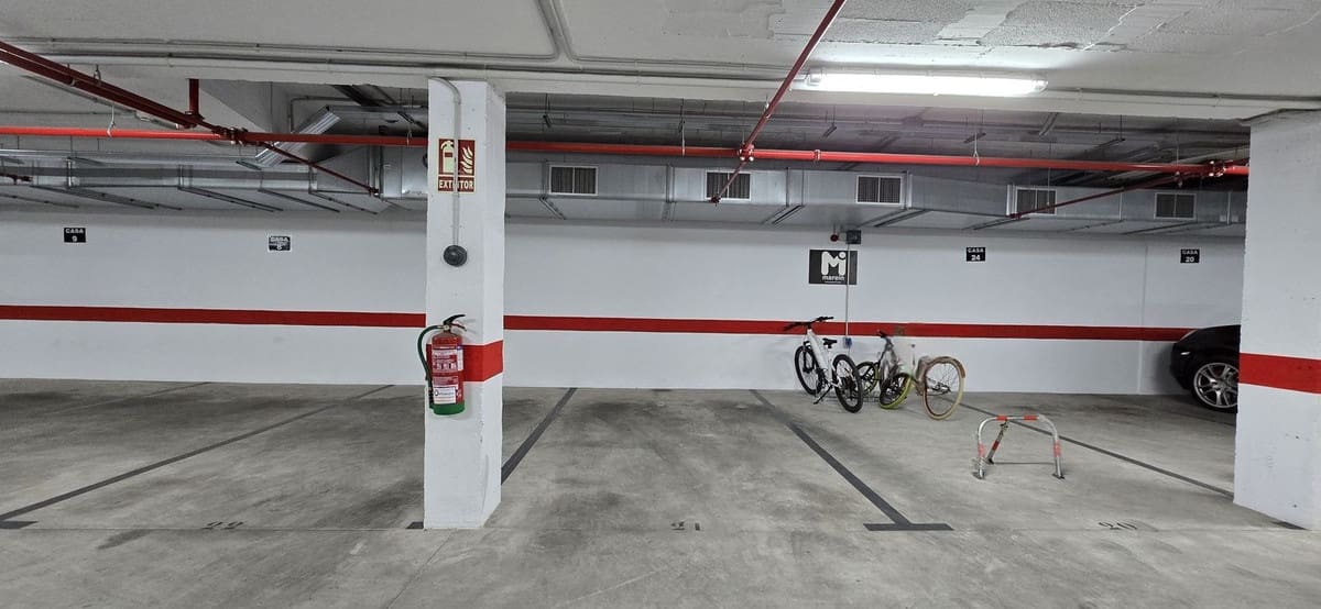 3 bedroom Townhouse for sale in Nueva Andalucia with pool garage - € 790,000 (Ref: 9509528)