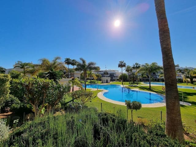 2 soverom Leilighet til salgs i Nueva Andalucia, Marbella med svømmebasseng garasje - € 415 000 (Ref: 9509529)