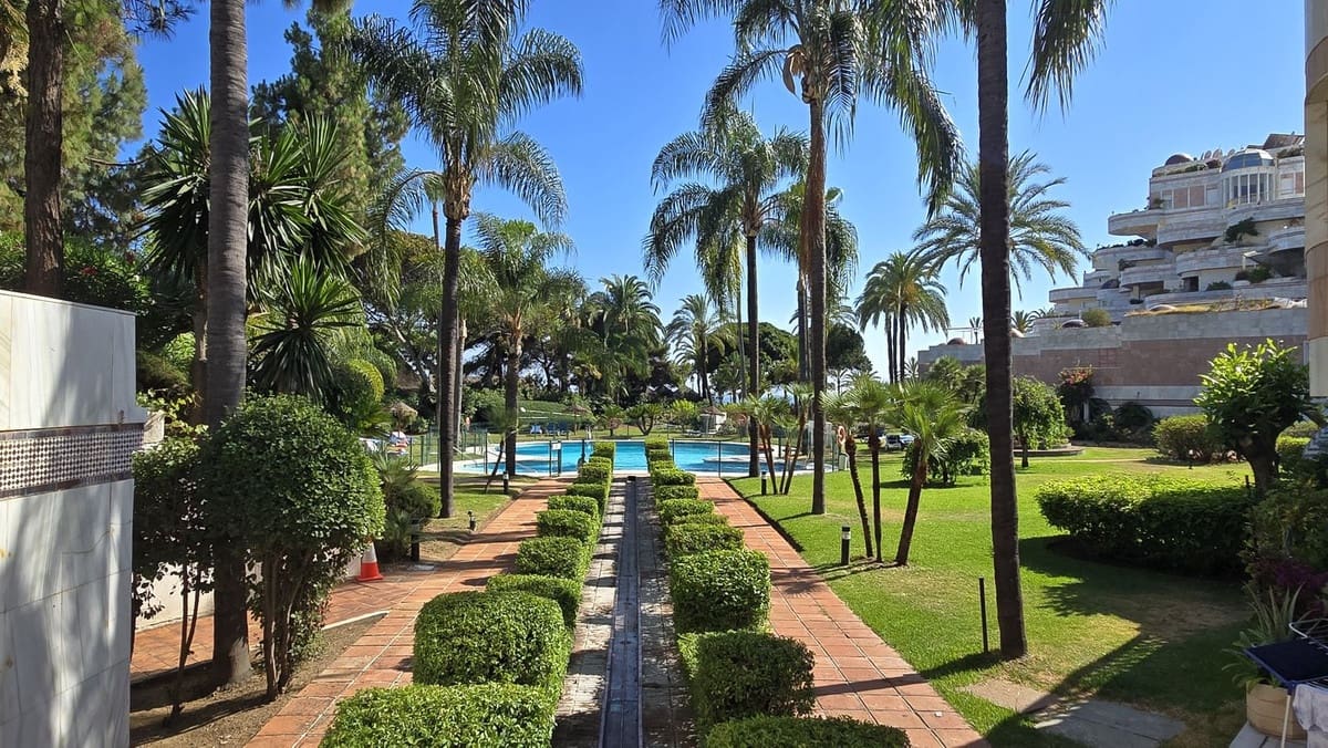 3 chambre Appartement à vendre à Puerto Banus avec piscine garage - 5 100 000 € (Ref: 9509531)