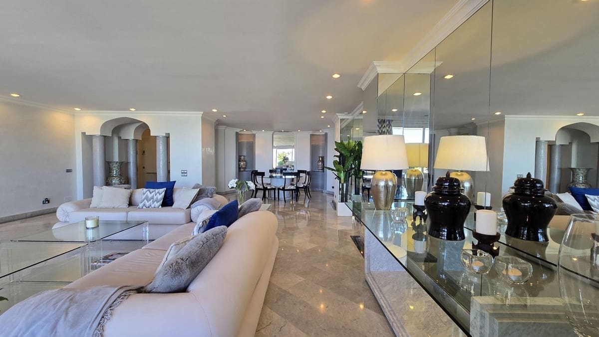 3 chambre Appartement à vendre à Puerto Banus avec piscine garage - 5 100 000 € (Ref: 9509531)